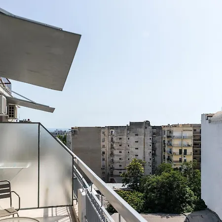 Apartment Sky *